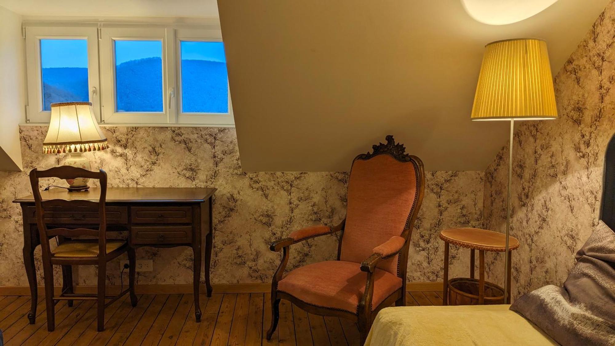 Le Balcon Sur La Meuse Villa Revin  Exteriör bild